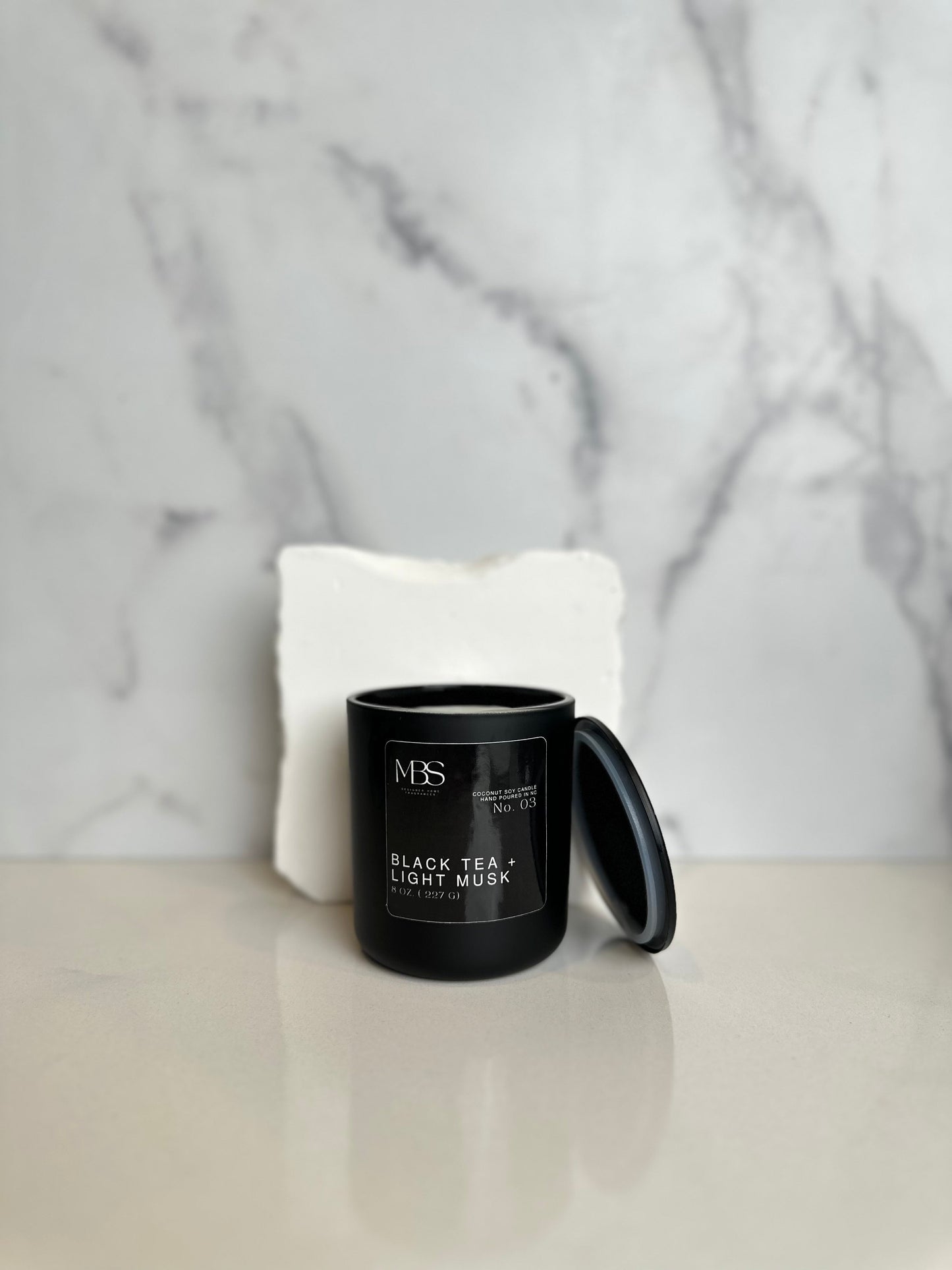 Black Tea + Light Musk  | 8oz Candle