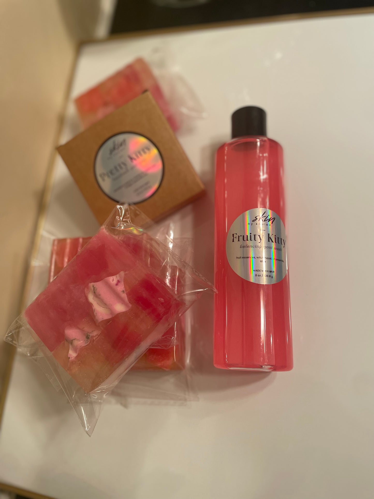 Fruity Kitty Body Gel